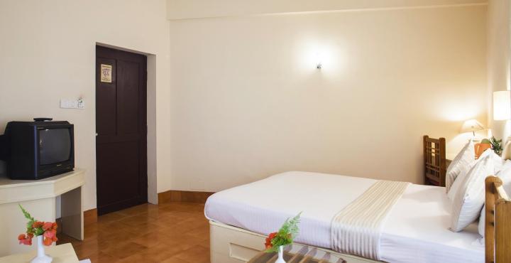 Michaels Inn Текади Екстериор снимка