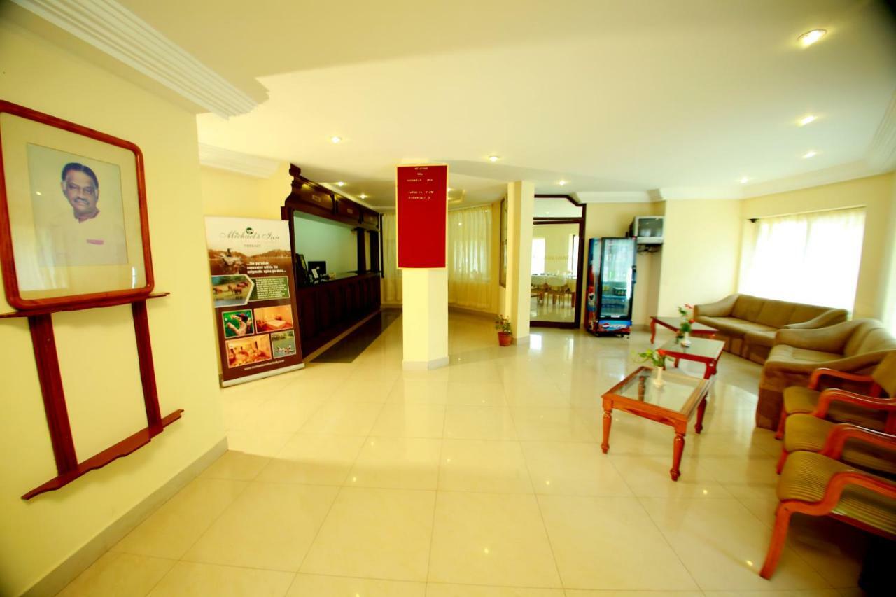 Michaels Inn Текади Екстериор снимка